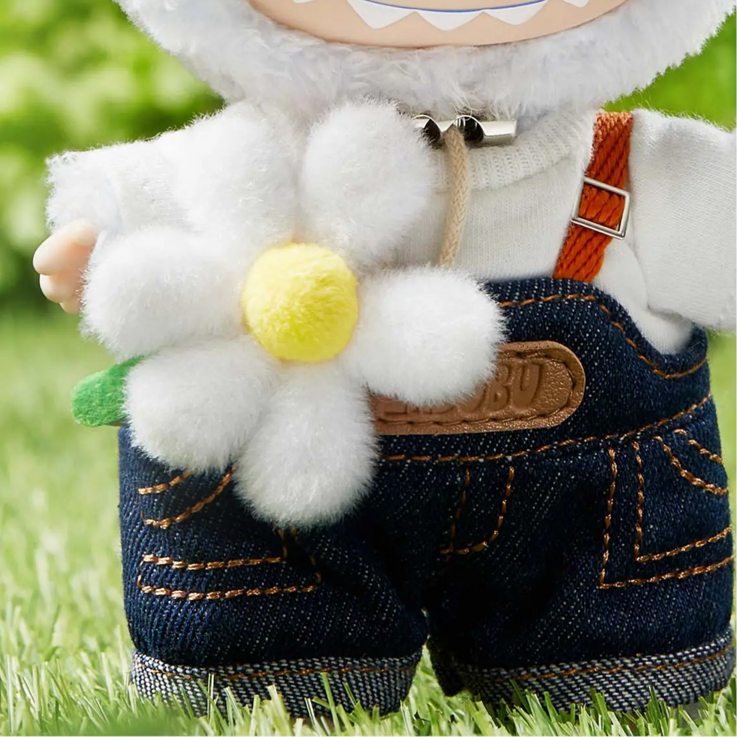 Labubu The Monsters – Fall in Wild | Zawieszka 17 cm