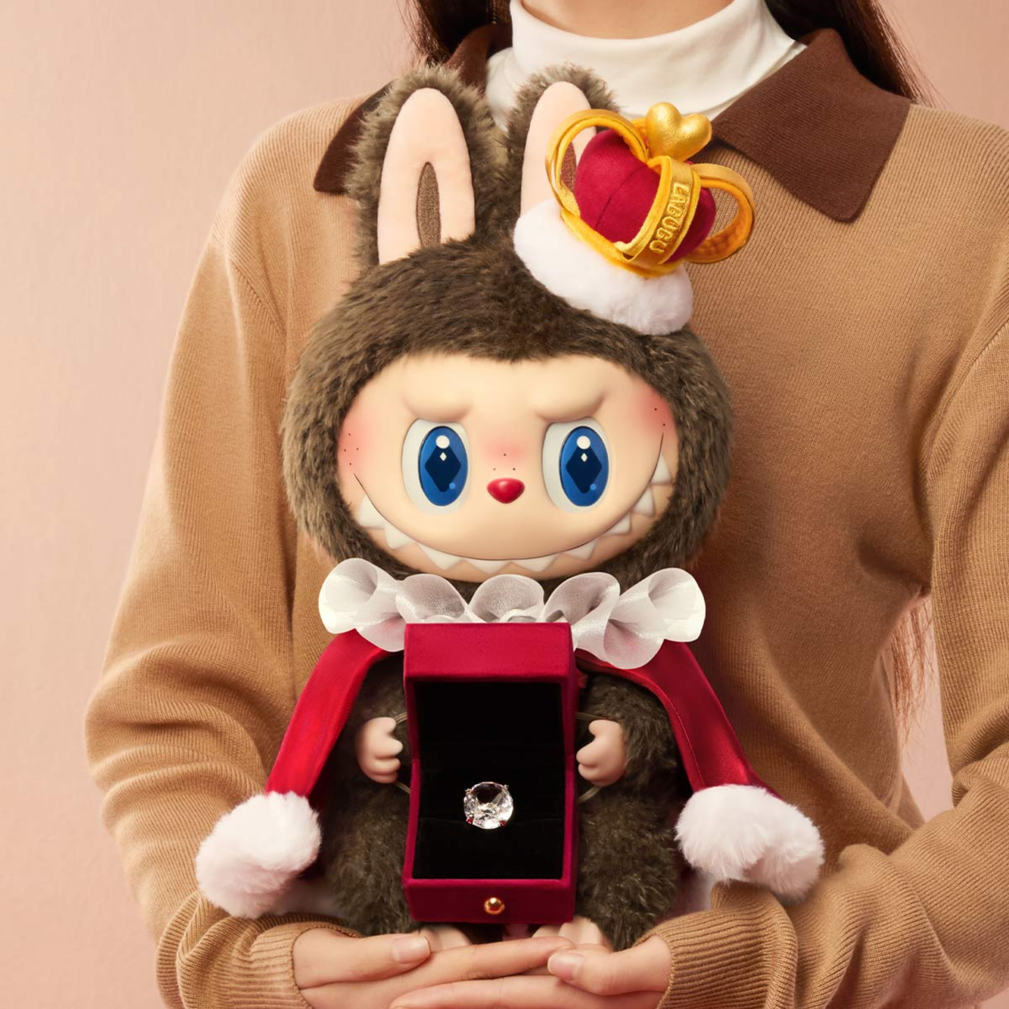 Labubu The Monsters – Let's Checkmate Doll | Pluszowa figurka 37 cm