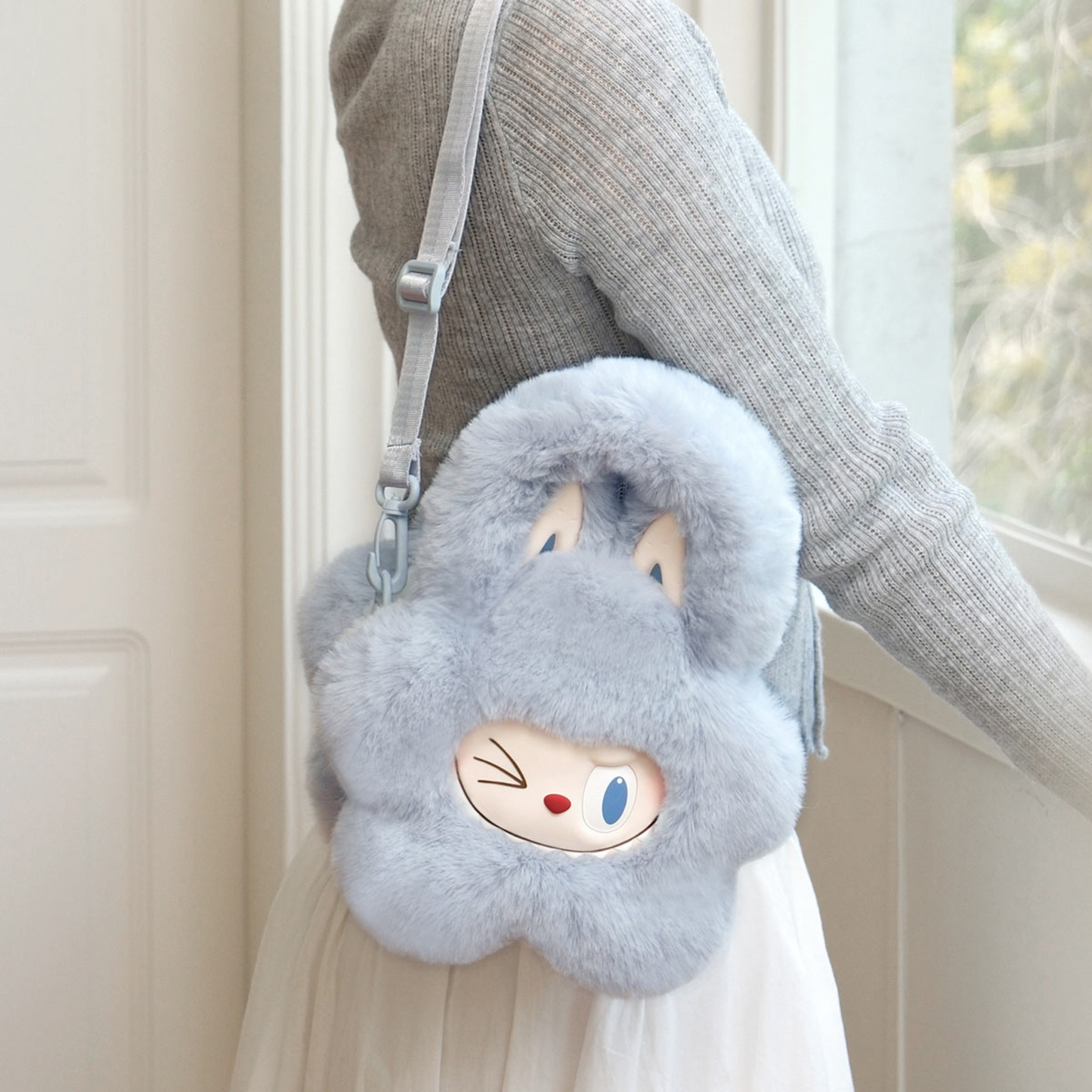 Labubu "The Monsters" Classic Plush Flower Bag – puszysta torba na akcesoria