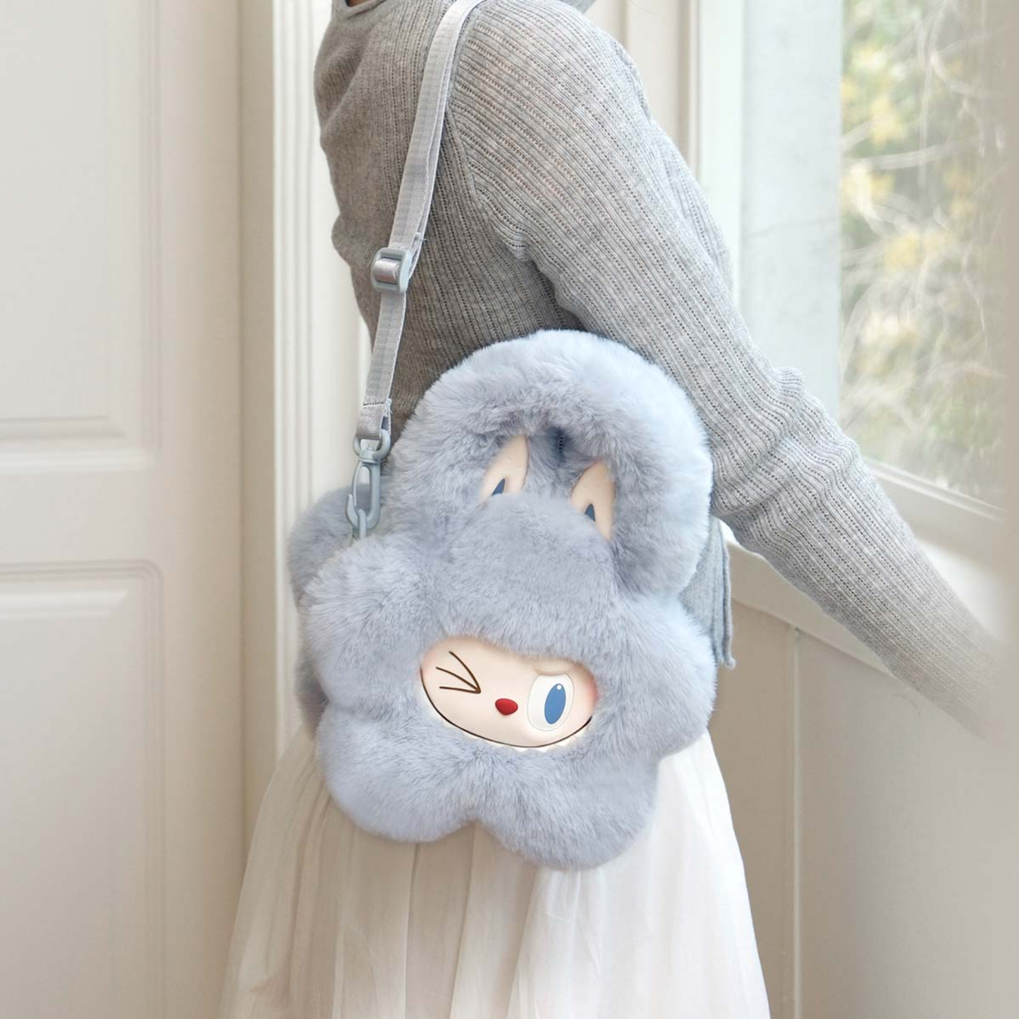 Labubu "The Monsters" Classic Plush Flower Bag – puszysta torba na akcesoria