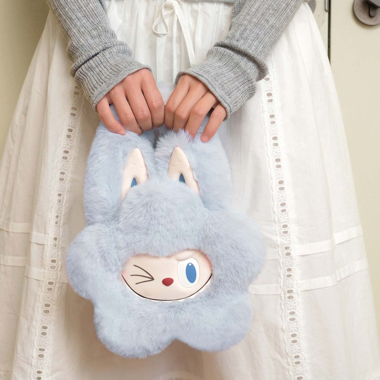 Labubu "The Monsters" Classic Plush Flower Bag – puszysta torba na akcesoria